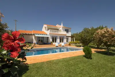 Image de Villa de vacances exclusive avec vue mer et piscine chauffée