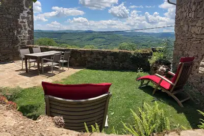 Image de Gîte authentique dans petit village Le Bez, Aveyron, Aubrac, Causses, Le Lot