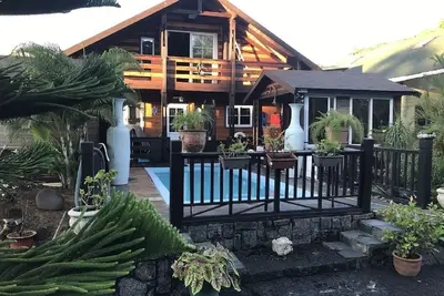 Image de Magnifique\"Chalet\" tout confort 100m plage et centre. Piscine, kiosques, Jardinet, …