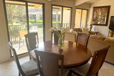 Image de Entièrement mis à jour Beach Villa