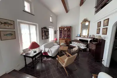 Image de Ile de Porquerolles village maison climatisée 3 salles de bain jardin paysagé