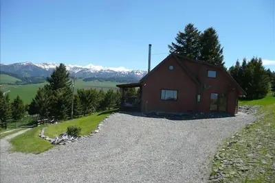 Image de Mountain Home dans les montagnes folles avec vue et solitude