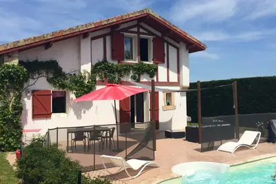 Image de Charmante Villa Avec Piscine Sur Cote Basque