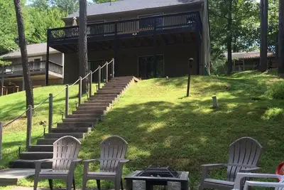 Image de Abord de lac privé privé abordable avec ponton