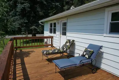 Image de Sur le lac privé de 8 acres qui est totalement sur une propriété de 50 acres