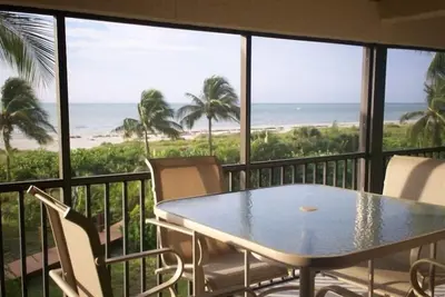 Image de Condo Oceanfront à Sanddollar # B-202 - Vue panoramique sur l'océan - 3 chambres