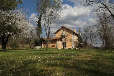 Image de Ancienne gare de 1890 très belle restauration, havre de paix en Provence Verte