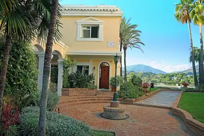 Image de Vues Spectaculaires Coin Penthouse Unique 3 Terrasses, Fibre Optique Wifi Uk Tv, Te