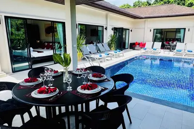 Image de Crystal: 4 B / Rms piscine privée: 11 personnes
