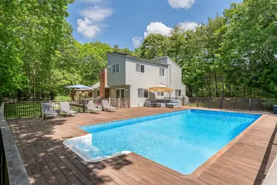 Image de Hamptons Retreat w / Pool & Tennis - 90min de Nyc