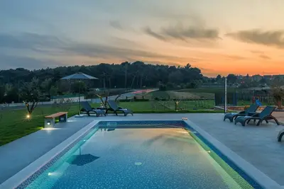 Image de Appartements avec vue sur la mer avec piscine privée / Scarllet