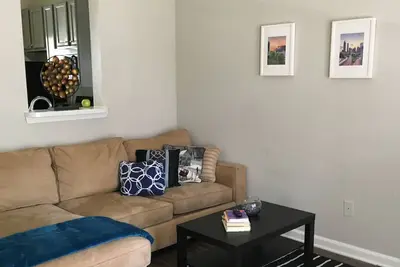 Image de Urban Townhouse 2Bd / 2Ba Suite avec parking Gratuit au coeur d'Atlanta