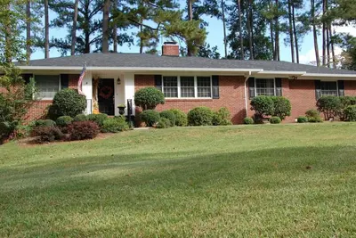 Image de Nouveau! Emplacement imbattable - Walk to Masters 2019