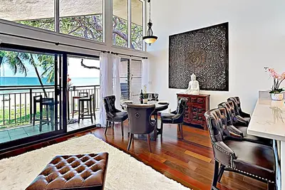 Image de Oceanfront, Sweeping Ocean View Amazing Condo