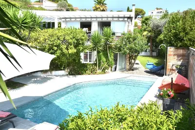 Image de Cannes: villa californienne, très privée, à 15 minutes à pied de la plage. Adapté aux enfants