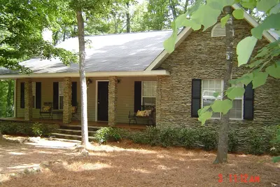 Image de Maison de vacances au bord du lac sur le lac Thurmond