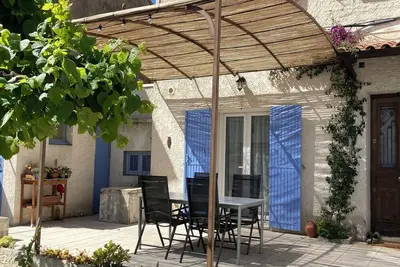 Image de Maison de charme climatisée proche des remparts d'Avignon