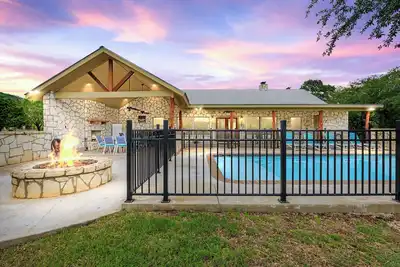 Image de Deuxième réflexion @FrioRiverResorts