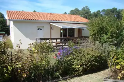 Maison individuelle neuve avec jardin et terrasse