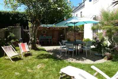 Image de Maison de caractère près du port avec jardin clos