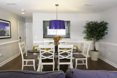 Image de Les domaines à King's Creek Plantation. . . 4 chambres 4. 5 salles de bains maison