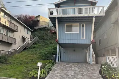 Image de Ocean View Beauty, juste un fer à neuf à la plage