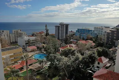 Superbly located 2-bedroom apartment in Funchal, Madeira
