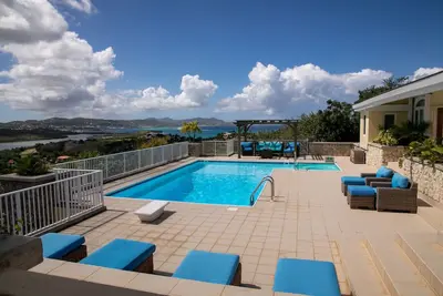 Image de Élégance luxueuse donnant sur les Caraïbes