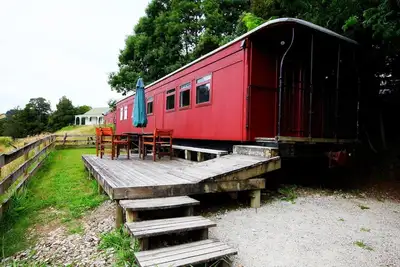Image de Waitomo Express - 1918 Train Carriage Changer l'annonce Aperçu annonce