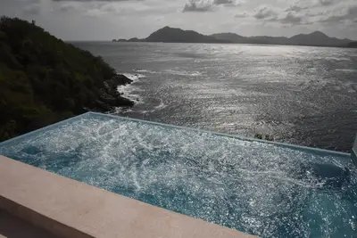 Image de Belle maison avec plage privée juste pour le repos et la détente.