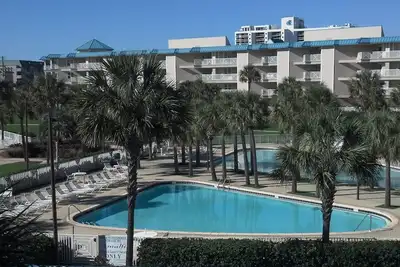 Image de Grands taux de fin d'été et d'automne (D226) - Vue spectaculaire sur le golfe / Convient aux familles