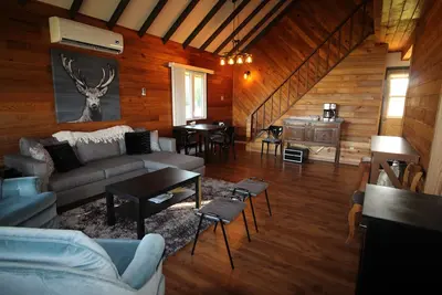 Image de 2 heures de Winnipeg Lakefront Location de vacances Cottage
