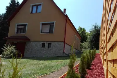 Image de Maison de vacances confortable et bien entretenue dans un endroit calme pour 6 personnes