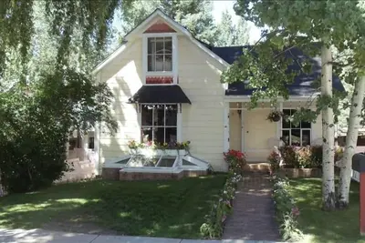 Image de Charme Aspen Central Victorian; 4 chambres, à pied de la télécabine