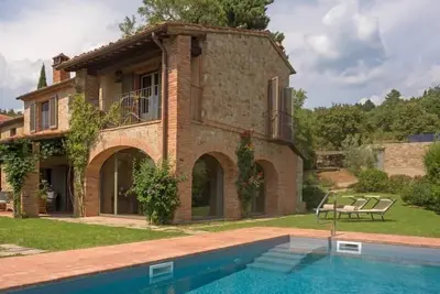 Villa Mandorla - Tuscan farmhouse with private pool