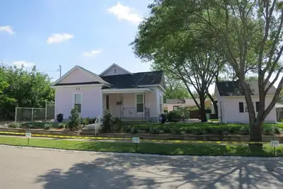 Image de La Maison Rose des Evêques Arts