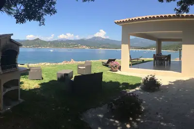 Image de Villa Pied Dans L'eau un petit paradis à 10 mètres de la mer