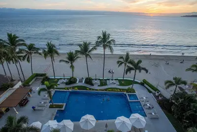 Image de Un condominium de luxe en bord de mer - Zona Dorada Bucerias