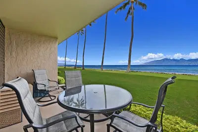 Image de Oceanfront * 30 ÉTAPES Vers L'OCÉAN * Rez De Chaussee 1 Chambre \"ENTIÈREMENT ÉQUIPÉ\"