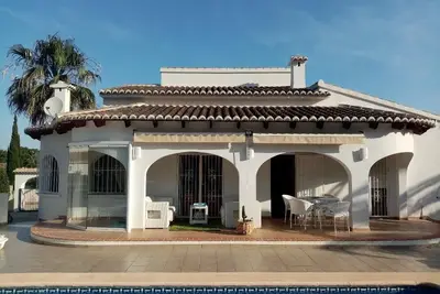 Image de Tres Belle Villa Plein Pied A Javea, 3 Chs, Clim, Jolie Piscine 10x5 Chauffee,