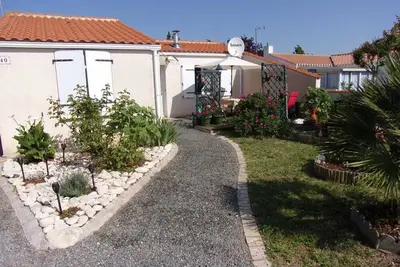 Image de Maison confortable avec véranda et jardin, 4 pers, animaux sur demande