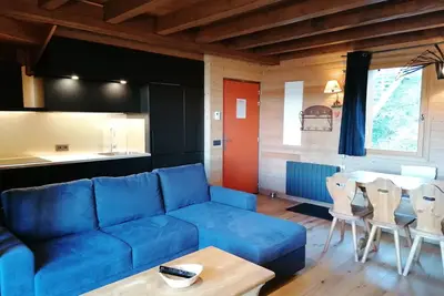 Chalet chaleureux avec terrasse, près des pistes