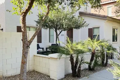 Image de Belle maison. Il N'A Que Besoin Que Vous!