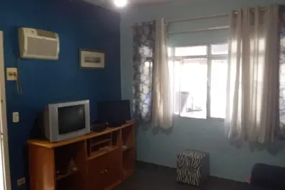 Image de Maison confortable près de la plage et du centre