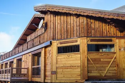 Image de Le Golden Rock -Appartement de prestige 5* avec Jacuzzi - plein centre - 16 pers