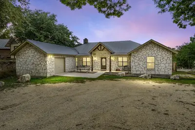 Image de Cedar Grove @FrioRiverResorts