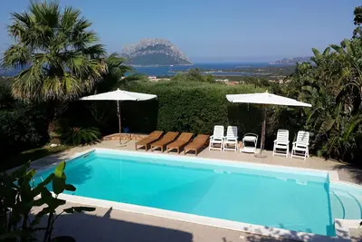 Image de Appartement avec piscine privée donnant sur Tavolara