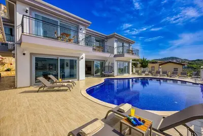 Image de Villa Grand Sunset, Villa de luxe avec accès privé à la mer