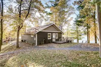 Image de Nouvellement rénové Resort Cottage sur Gull Lake