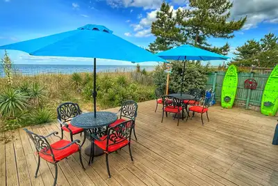 Beach House La vraie chose! Direct Beachfront!